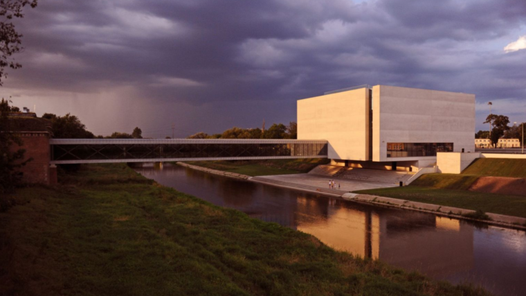 brama poznania czy jest dla niepełnosprawnych